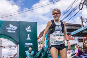 BIB: 501
                            <button type="button" onclick="openModal(21763445)" class="btn btn-primary btn-sm float-right btn-popup" data-toggle="modal" data-target=".modal-high-quality">
                        <i class="fas fa-shopping-cart"></i> Add to Cart
                    </button>
                                            <button type="button" onclick="isThisMe(21763445, true)" class="btn btn-success btn-sm float-right btn-popup btn-isme hidden" data-toggle="tooltip" data-placement="bottom" title="นี่คือรูปของคุณใช่ไหม คลิกที่นี่เพื่อเอาเข้าอัลบั้ม">
                        <i class="fas fa-plus"></i> Add to album
                    </button>
                    <button type="button" onclick="isThisMe(21763445, false)" class="btn btn-warning btn-sm float-right btn-popup btn-isnotme hidden">
                        <i class="fas fa-ban"></i> Remove from album
                    </button>